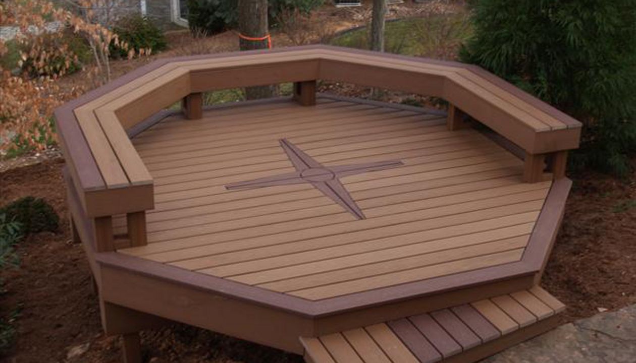 Hexagon Deck with Trex Accents