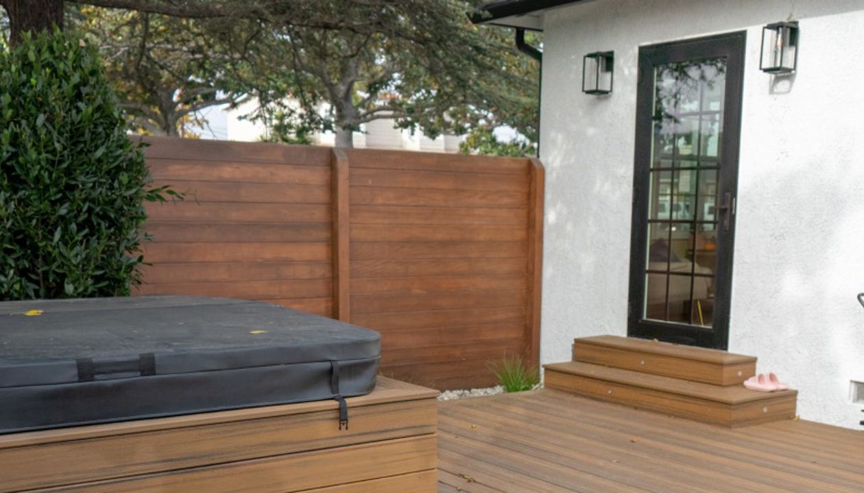 Trex Havana Gold deck