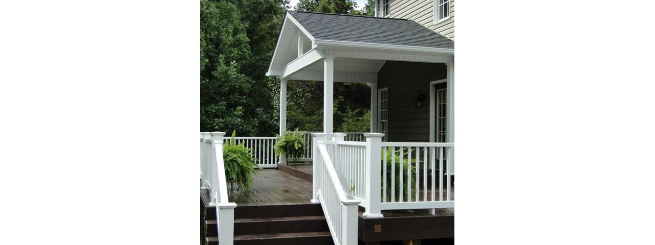 Trex Transcend decking with porch
