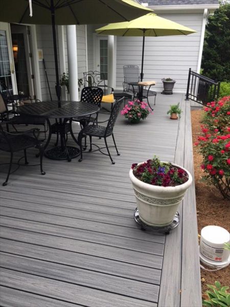 This Trex Transcend deck flows perfectly into the garden