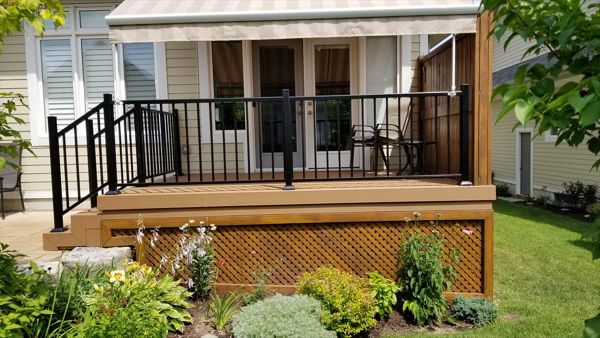 Brown composite decking using Enhance Beachdune resurface with aluminum railing - Orangeville, Caledon, Alliston, Bolton