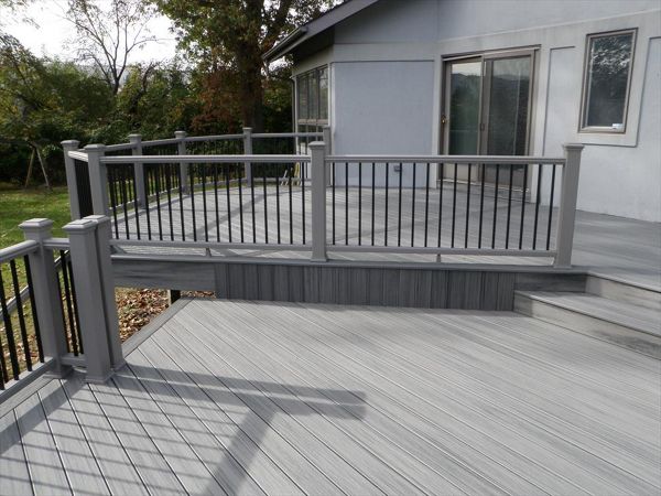 Trex Transcend Island Mist Decking, Gravel Path Transcend Railing