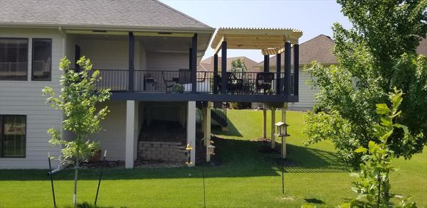 Trex Pebble Grey with Winchester Grey