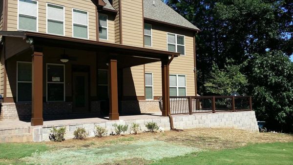 Trex Transcend Vintage Lantern Railing