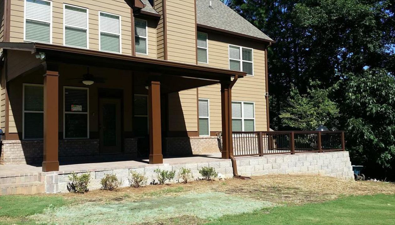 Trex Transcend Vintage Lantern Railing