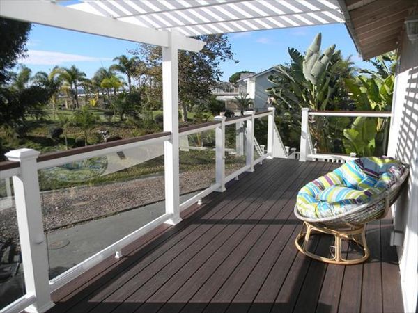 Trex Transcends glass railing with lights, Carlsbad, CA