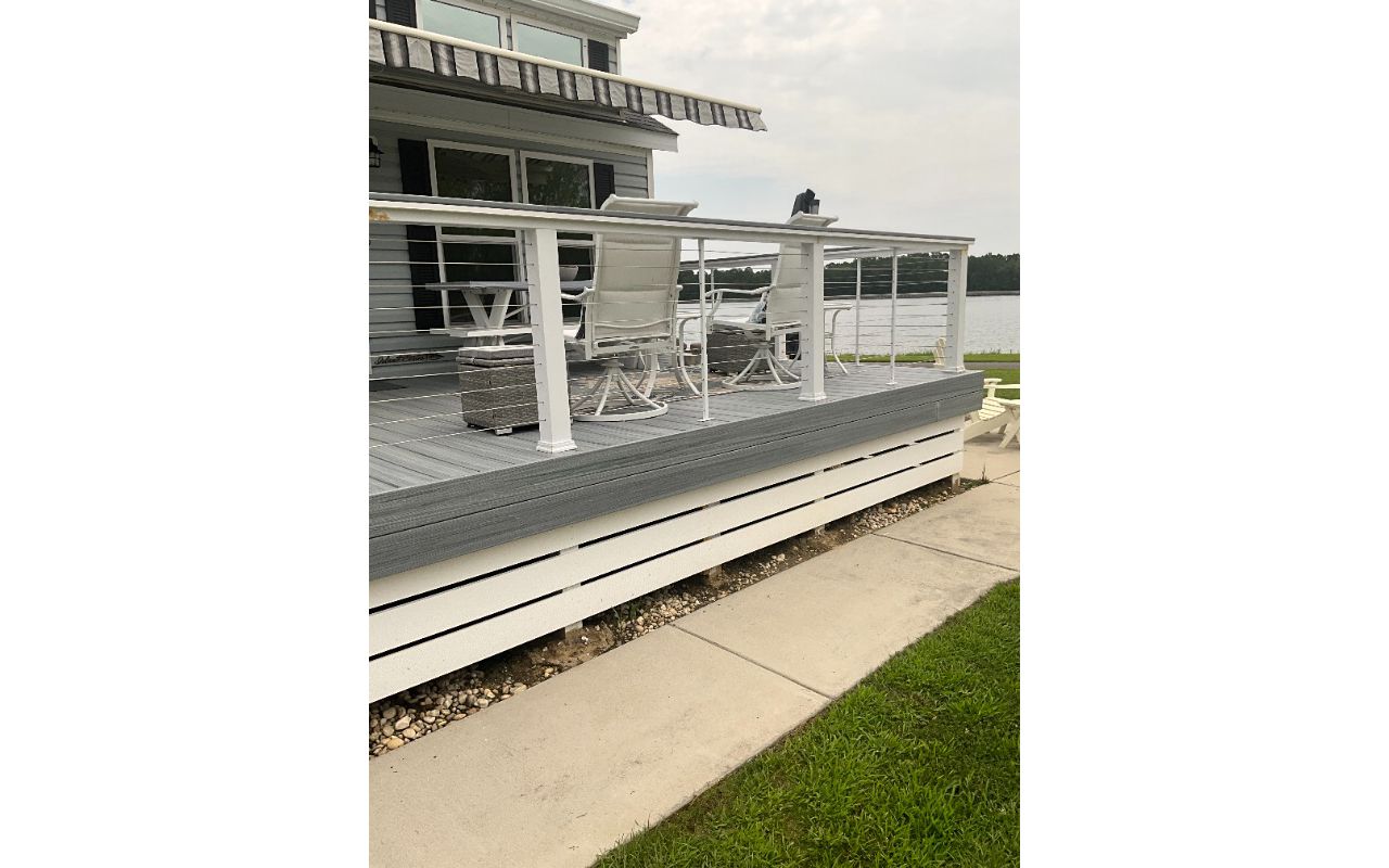 New Trex Foggy Wharf deck with cables