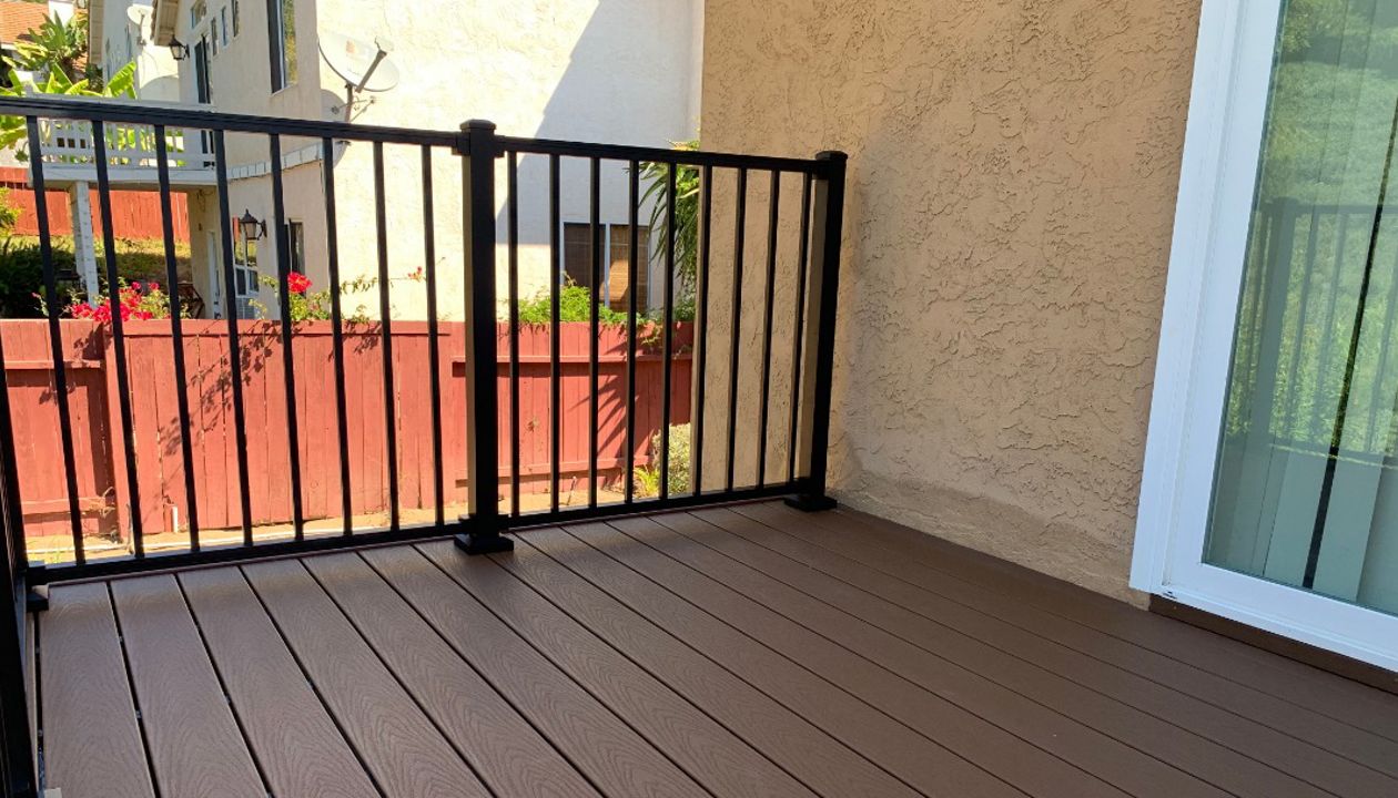 Trex Saddle decking, Vista CA