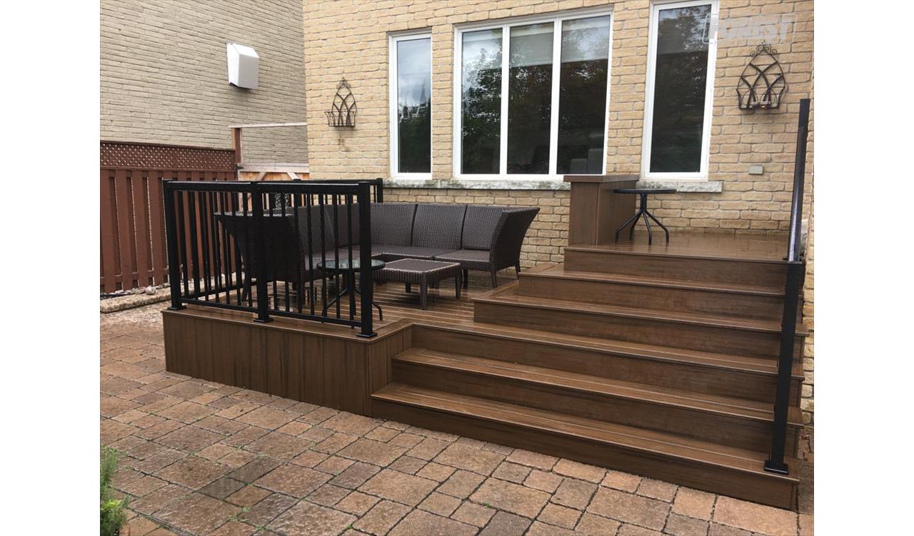 Small TREX Deck and stairs, both made with Fire Pit colour. Built in:  Aurora, King City, Oak Ridges, Richmond Hill, Newmarket, Toronto, Mississauga, Mount Albert, Vaughan, Bradford, Stouffville