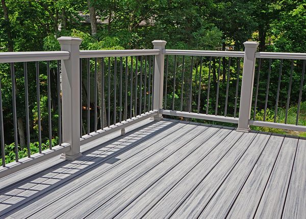 Trex Transcend Island Mist deck with Trex Transcend Gravel Path Railing