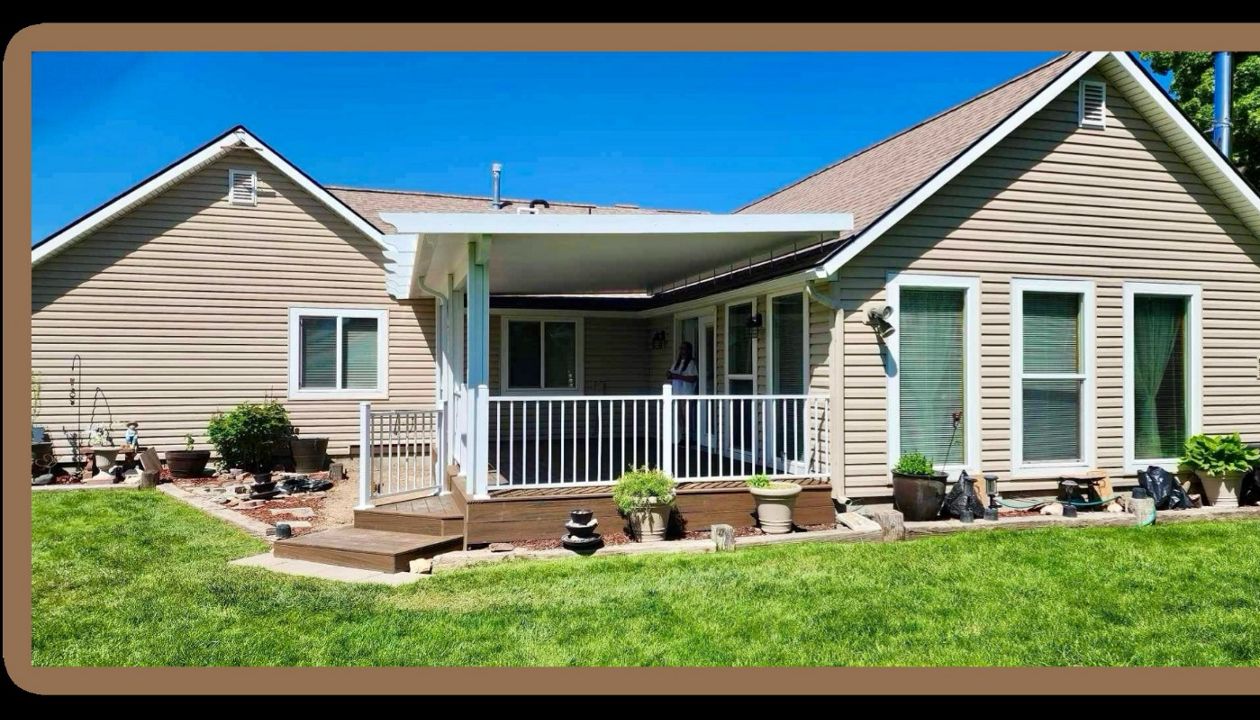 Trex Deck Enhance Naturals, Toasted Sand-Caldwell, ID