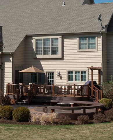 Custom Transcend Deck with Custom Trex Arbor over Grill