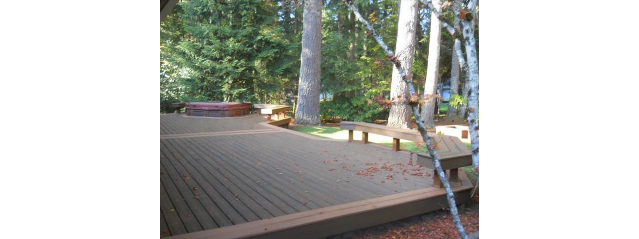 Trex Transcend deck, Oregon