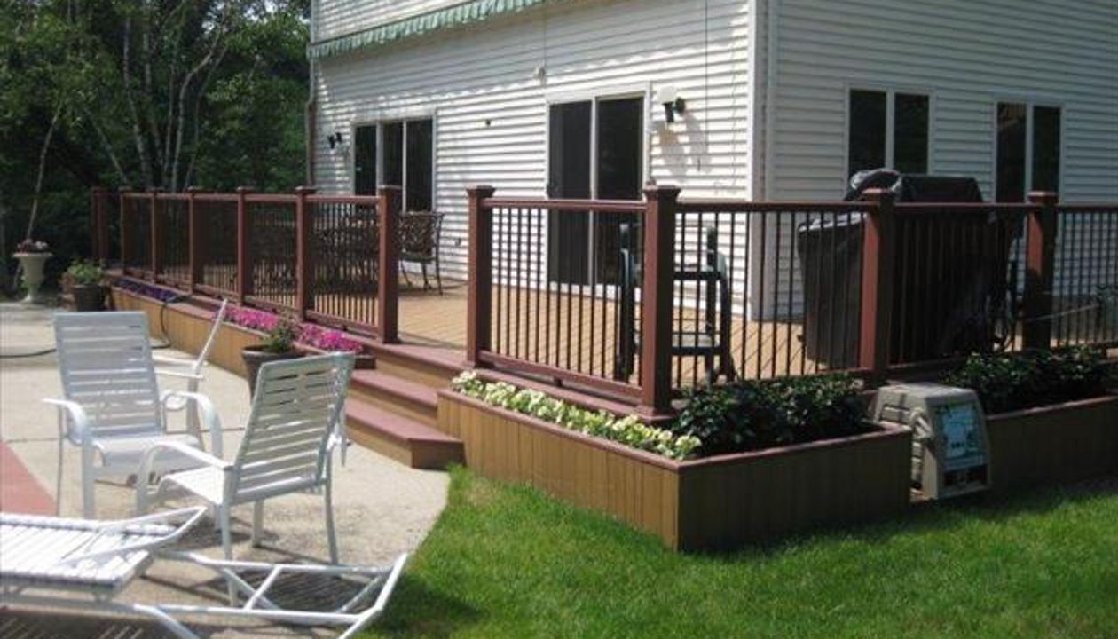 Berzilla Decking/ Deckoraters Baluster