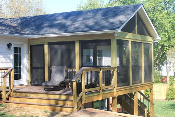 Fairfax Deck- Side view