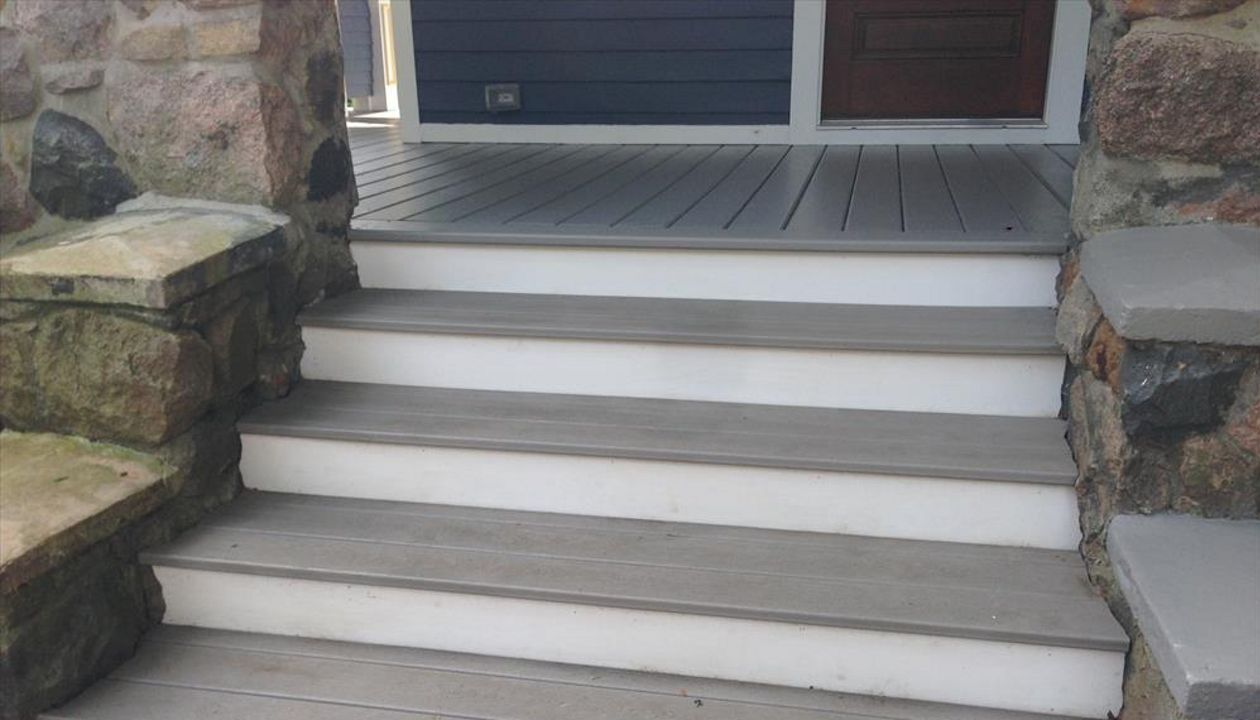 Downtown Northville Historic District, Trex Trascend, Color is Gravel Path