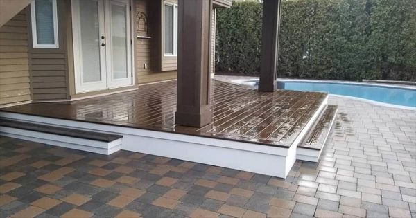 Trex deck in great outdoor living space