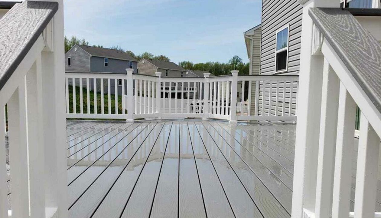 Trex Select- Pebble Grey