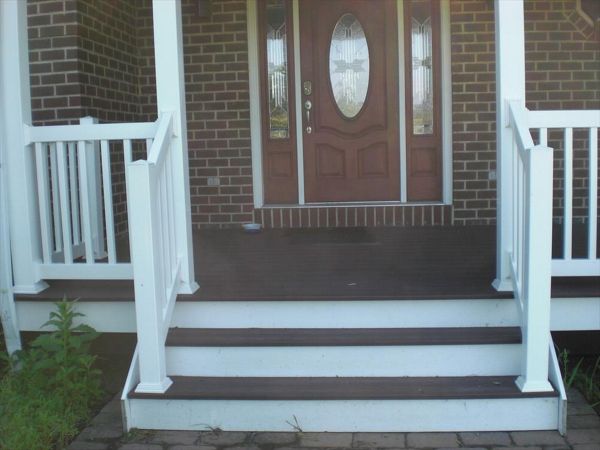 Front Porch in Trex Transcend Tree House in New Tripoli, PA