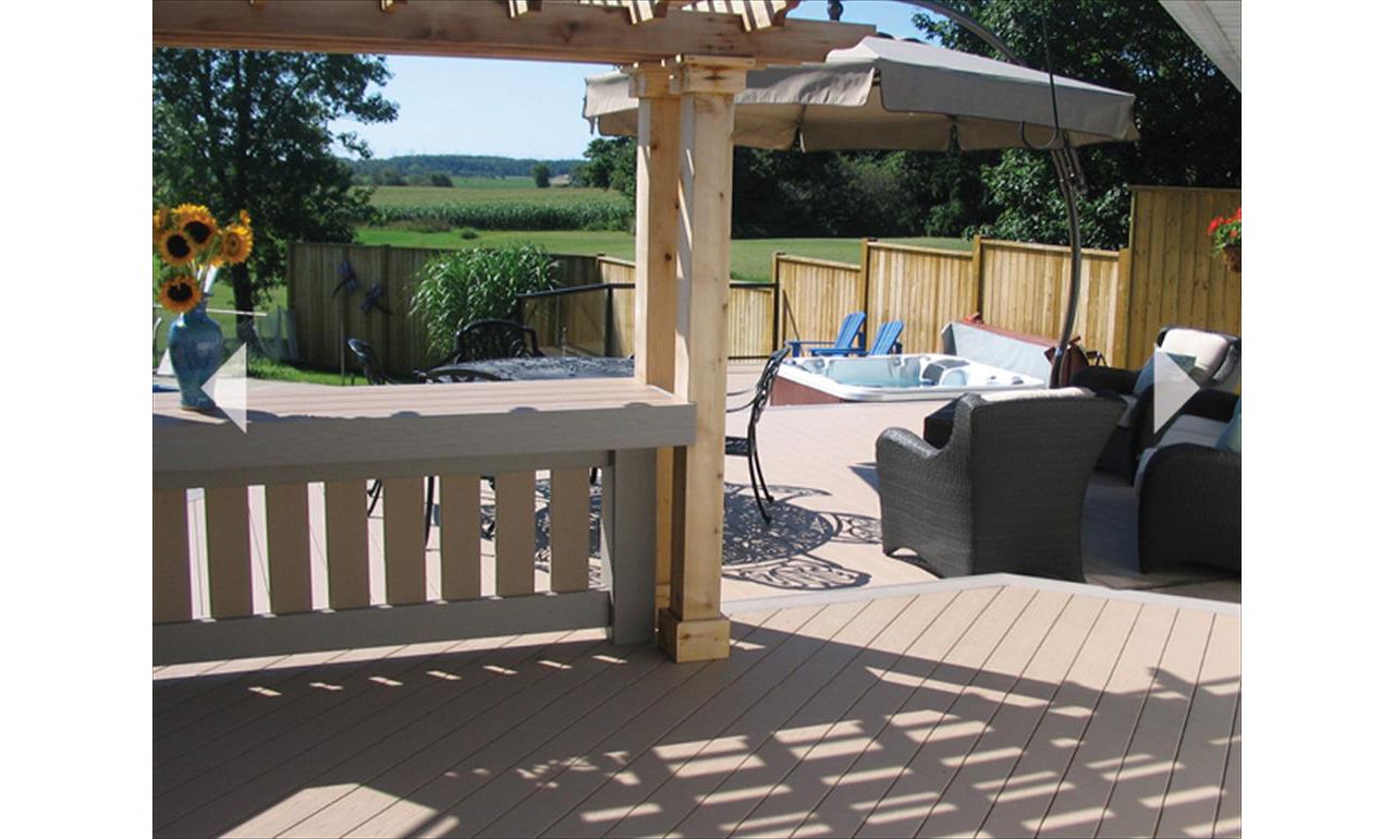 Trex Composite Deck Builder - Ancaster, Hamilton, Burlington, Oakville, Ontario