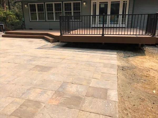 Trex Deck Saddle in Silverdale Wa by Million’s Custom Landscaping and Decks