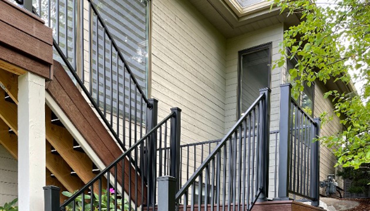 Crane Creek Golf Course Deck