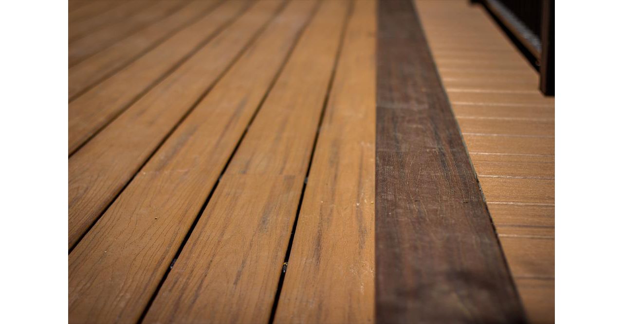Forest Lake pool deck and alfresco area