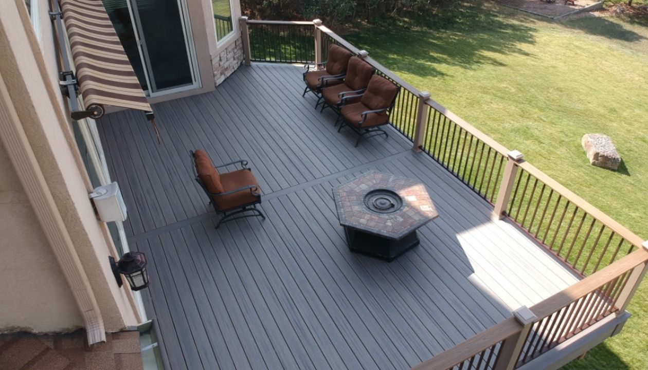 Trex Enhance Naturals Rocky Harbor Decking, Trex Signature Railing in Parker