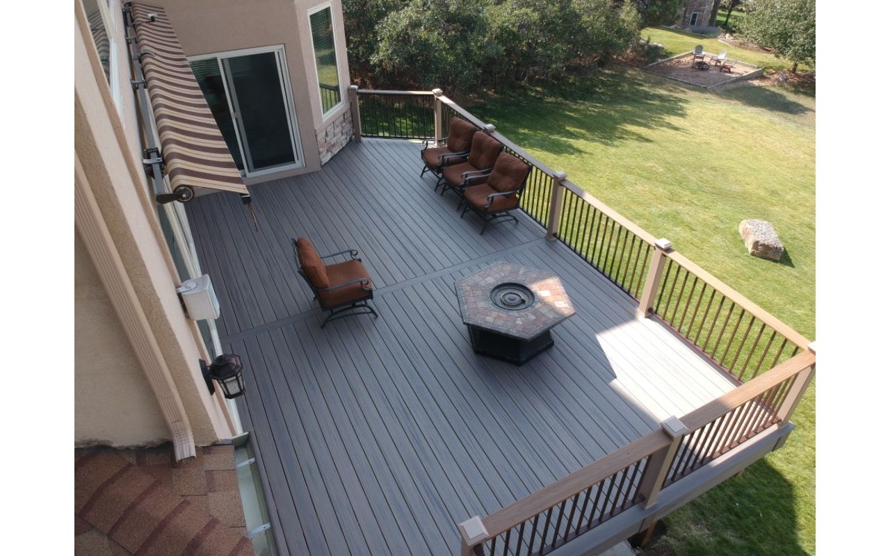 Trex Enhance Naturals Rocky Harbor Decking, Trex Signature Railing in Parker