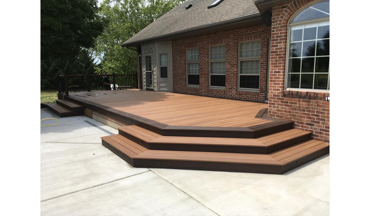 Tiki Torch decking with over-sized steps in Spiced Rum