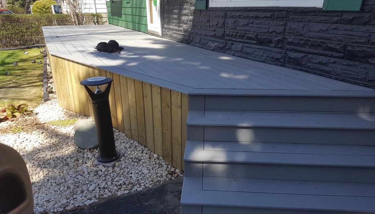 Custom Angled Steps to front entry