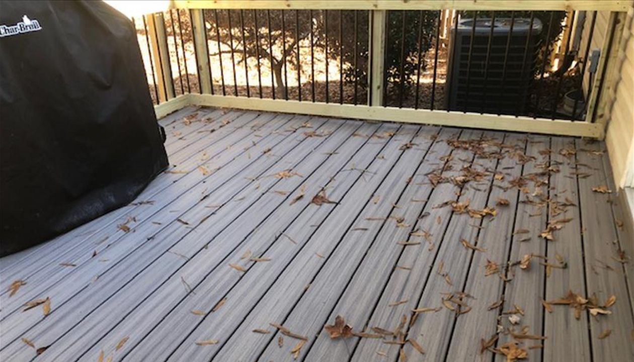 Trex Enhance Naturals Rocky decking on a great sturdy frame provided by Sierra Structures.