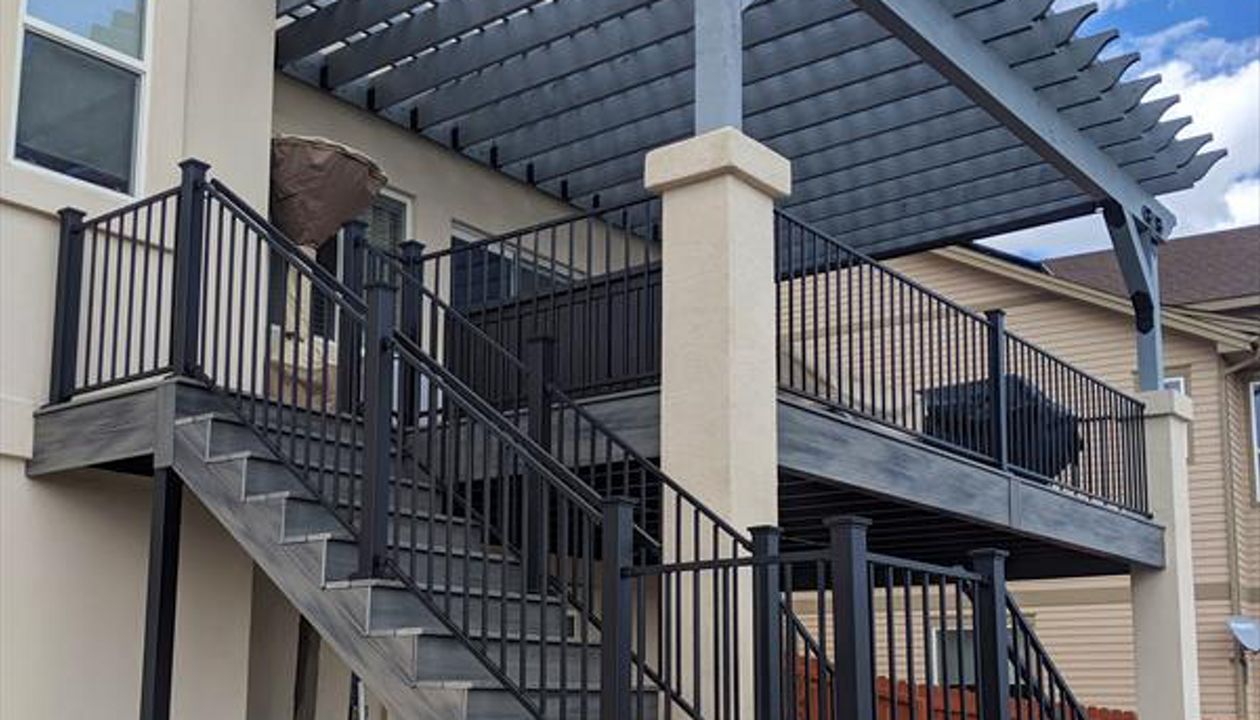 Island Mist, Metal Frame, L Staircase 2