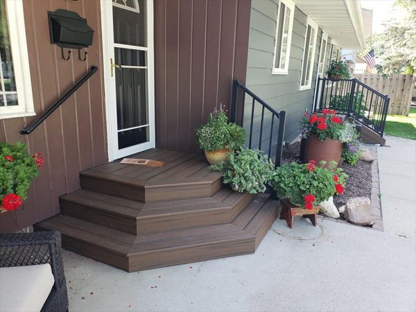 Build Right, Inc. Trex Transcend Stairs with aluminum railing in Fargo/Moorhead Area