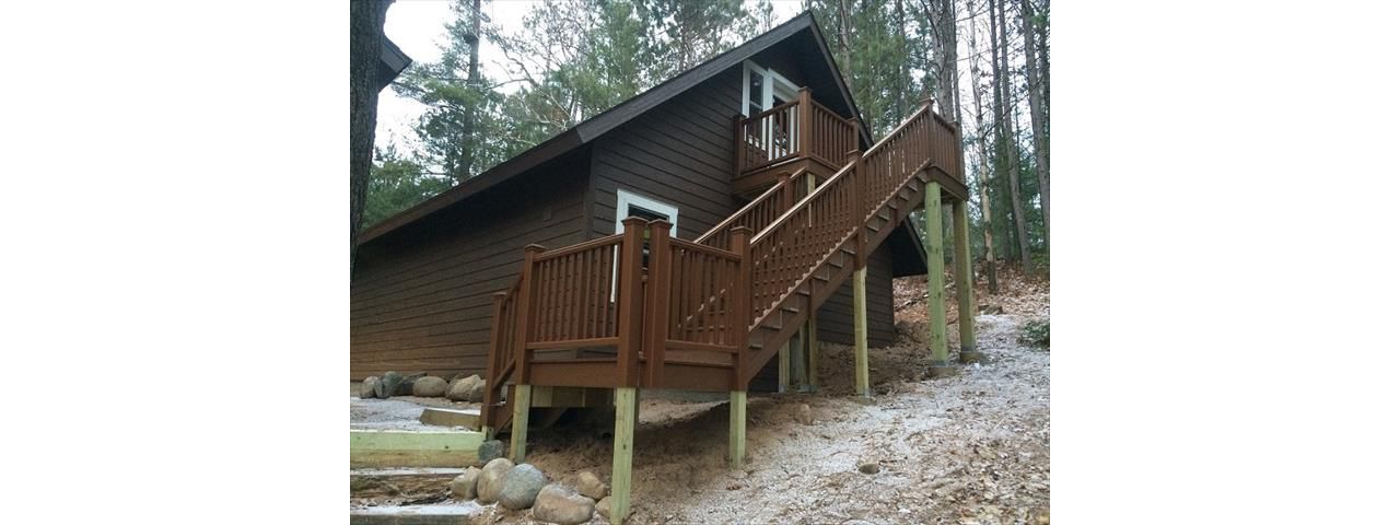 Trex custom deck, WI