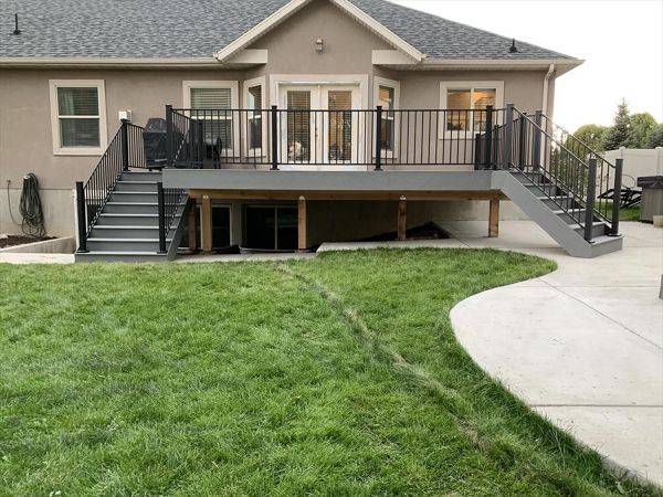 Trex Select Pebble Grey in Utah County