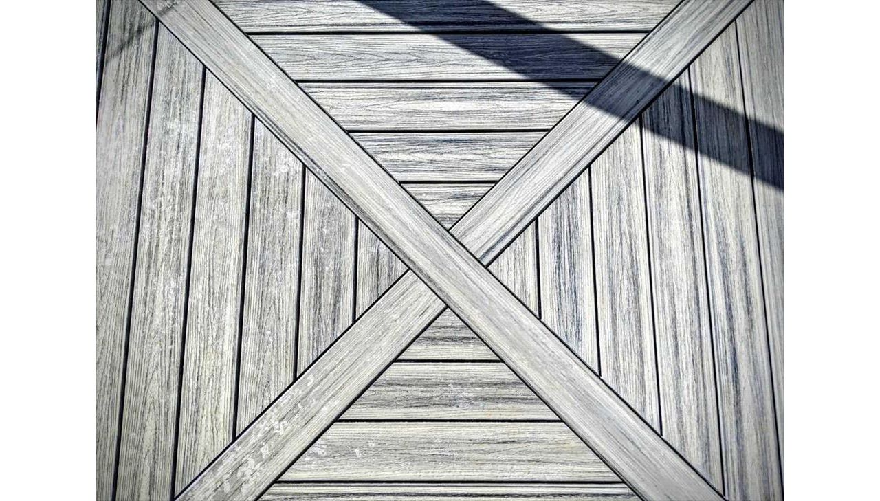 Trex island mist, decking patterns