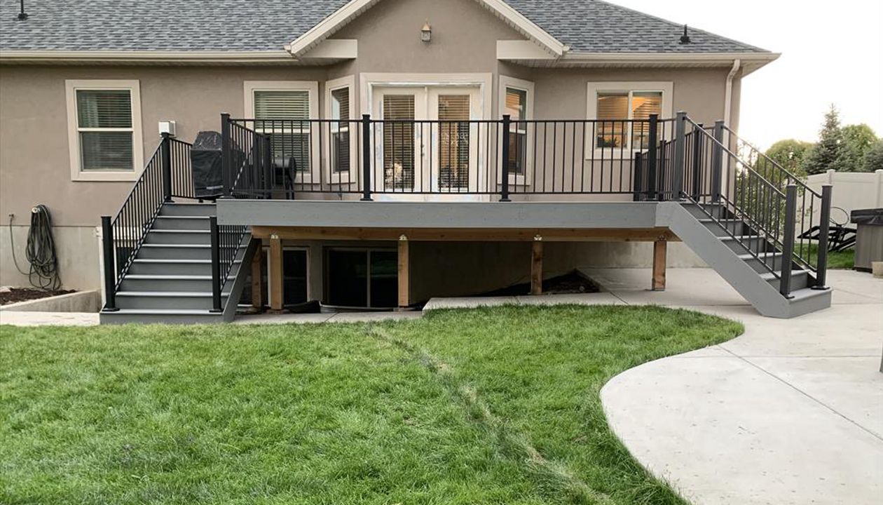 Trex Select Pebble Grey in Utah County