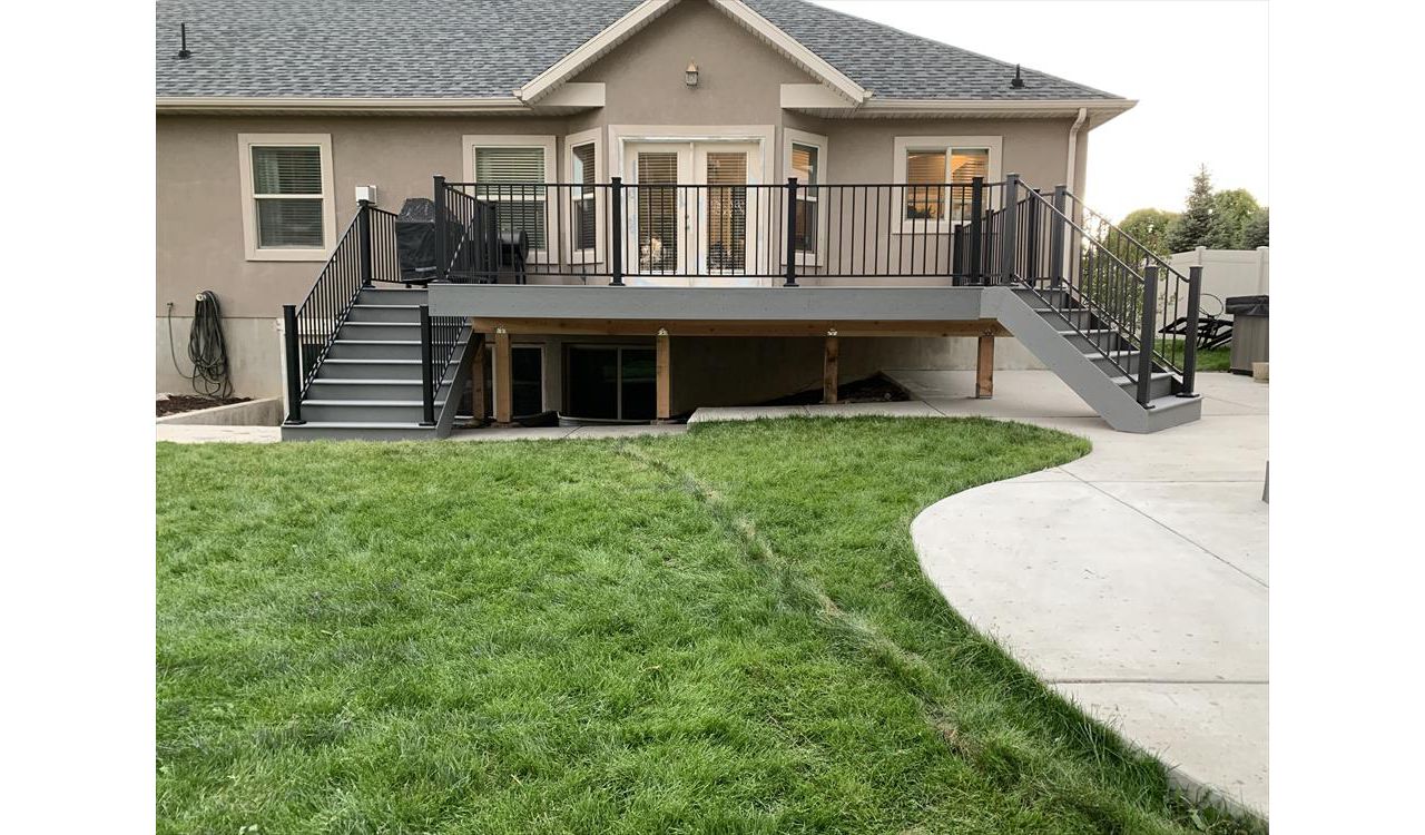 Trex Select Pebble Grey in Utah County