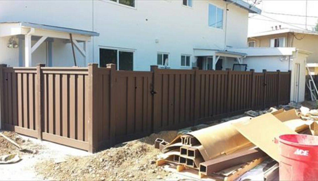 Los Gatos, CA Woodland Brown Trex Fence