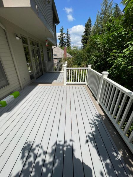 Lineage Biscayne & Rainer + transcends railing