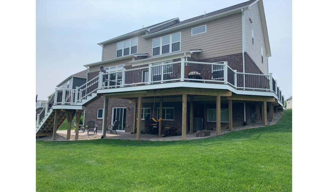 Wrap around trex. commerce twp