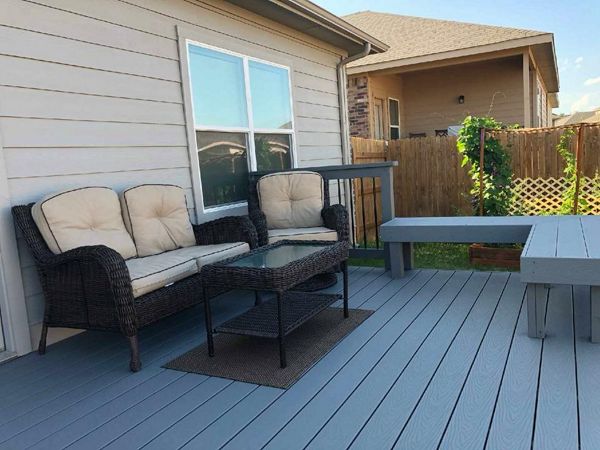 Leander project ,Clamshell color