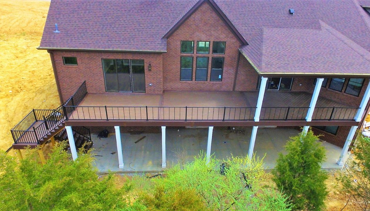 1600 sqft Trex Transcends Tiki Torch and Spiced Rum Border