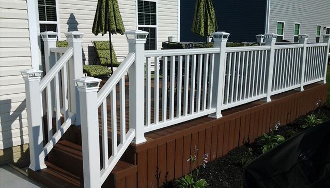 TREX SELECT SADDLE REYNOLDSBURG