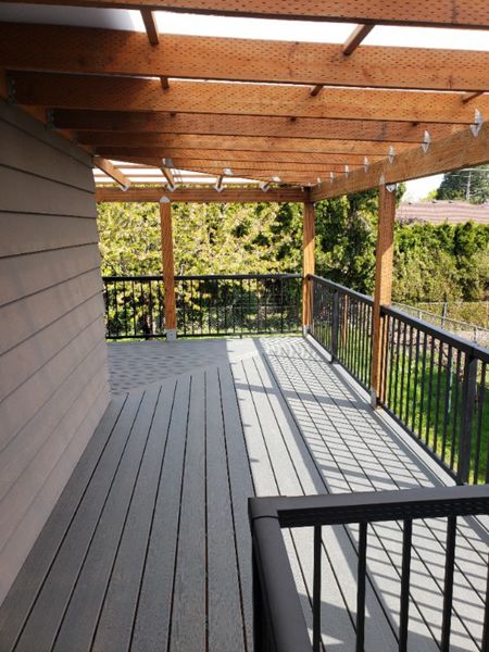 Trex Basics - Clam Shell Pic 2