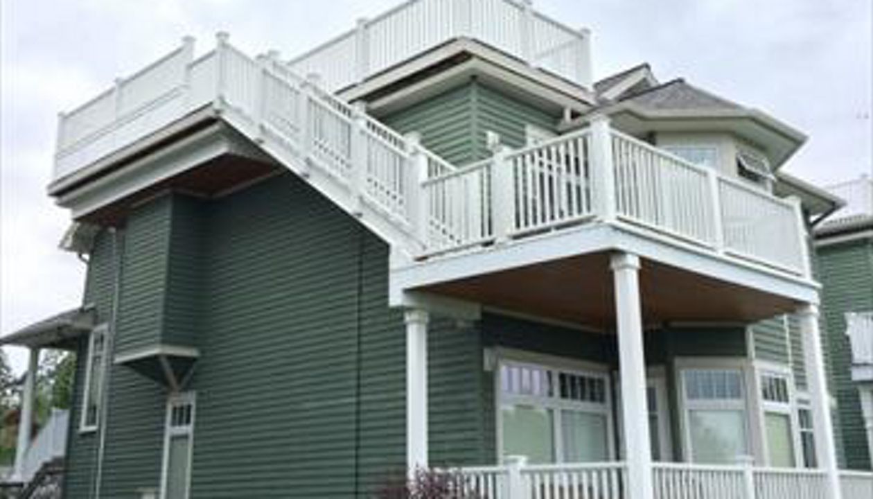 Transcend white composite railing