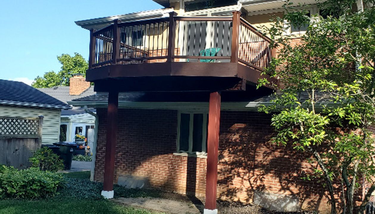 Trex Ropeswing decking and Firepit trim and rail.