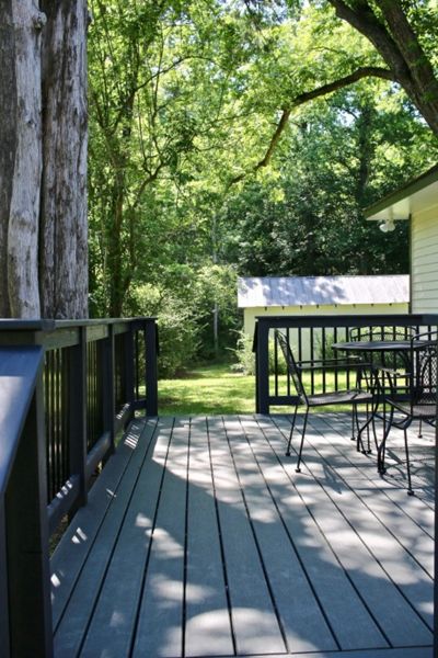 Middle Road Deck: Clamshell decking and cocktail rail