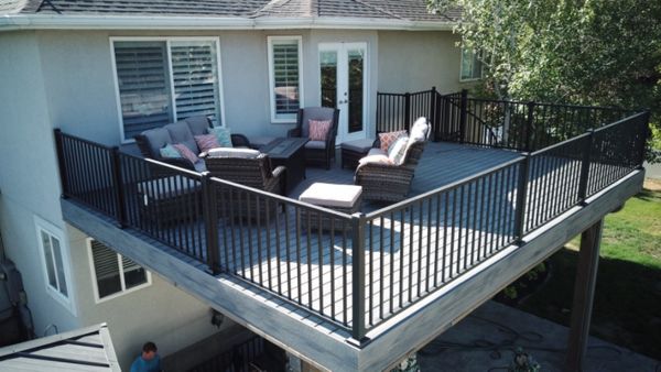 Trex Island Mist with Black Signature Aluminum Railing near Draper, UT